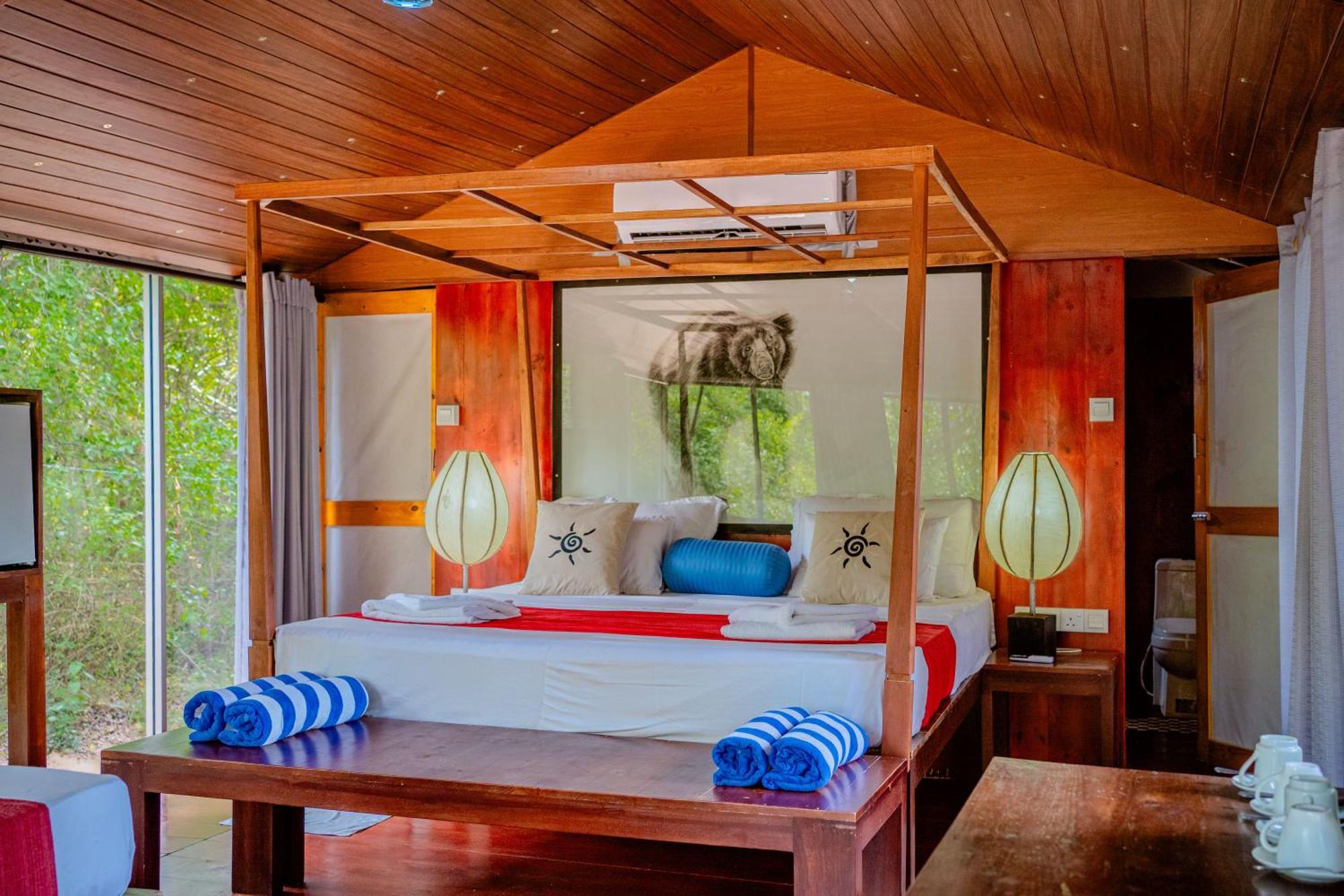 Lowin Yala Exterior foto