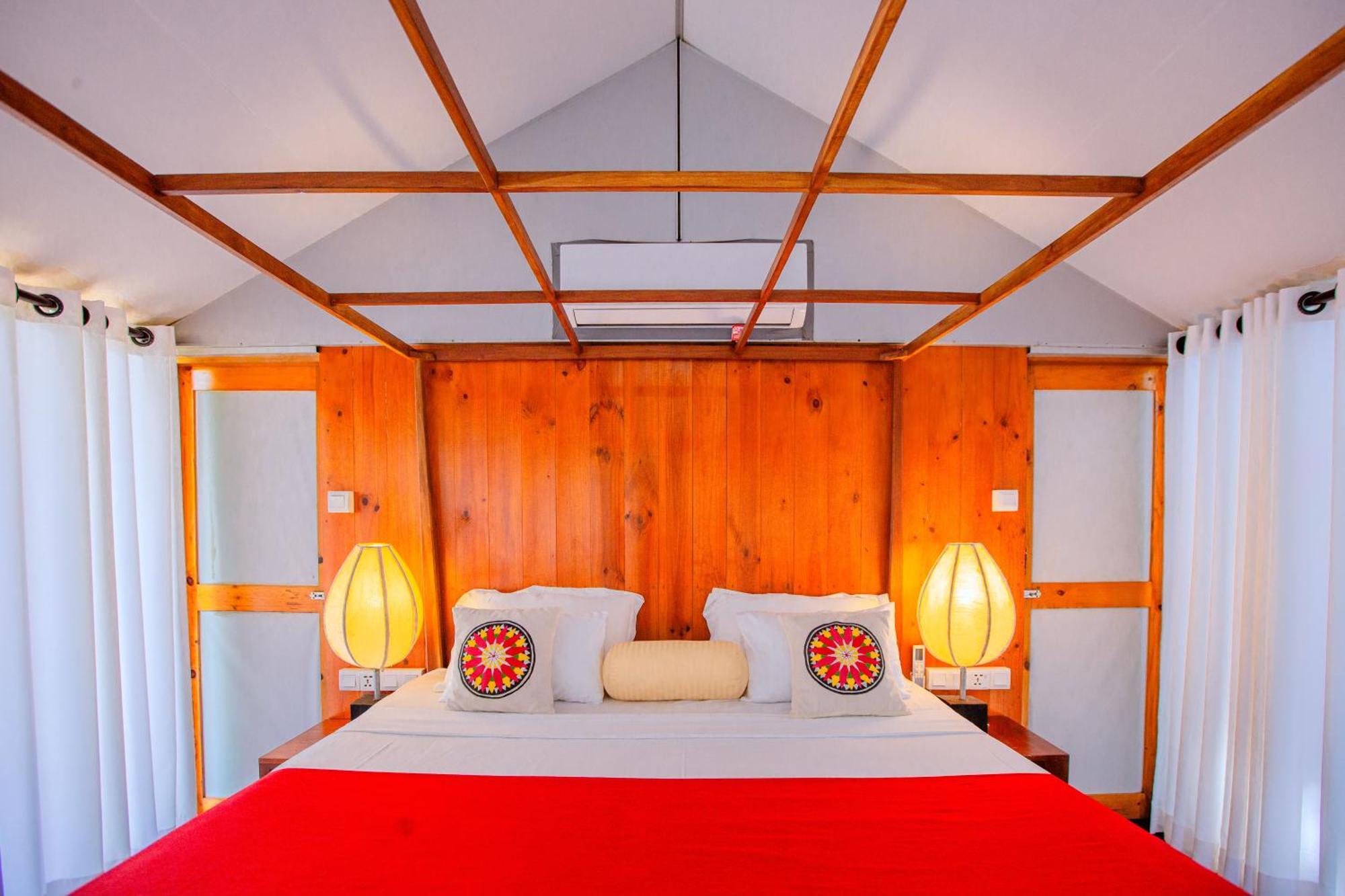 Lowin Yala Exterior foto