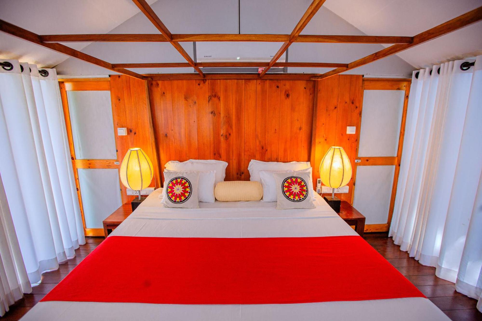 Lowin Yala Exterior foto