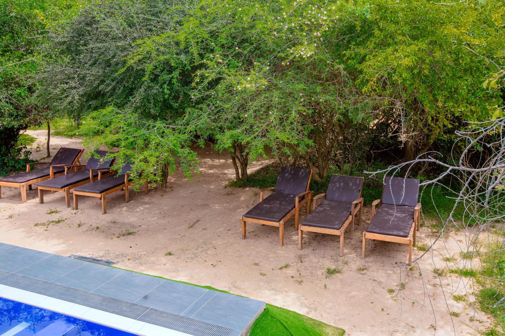 Lowin Yala Exterior foto
